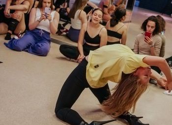 Фото Студия танцев для взрослых и детей / Большая база клиентов