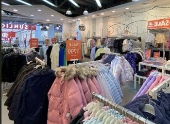 Фото Магазин одежды в ТЦ / Высокий доход