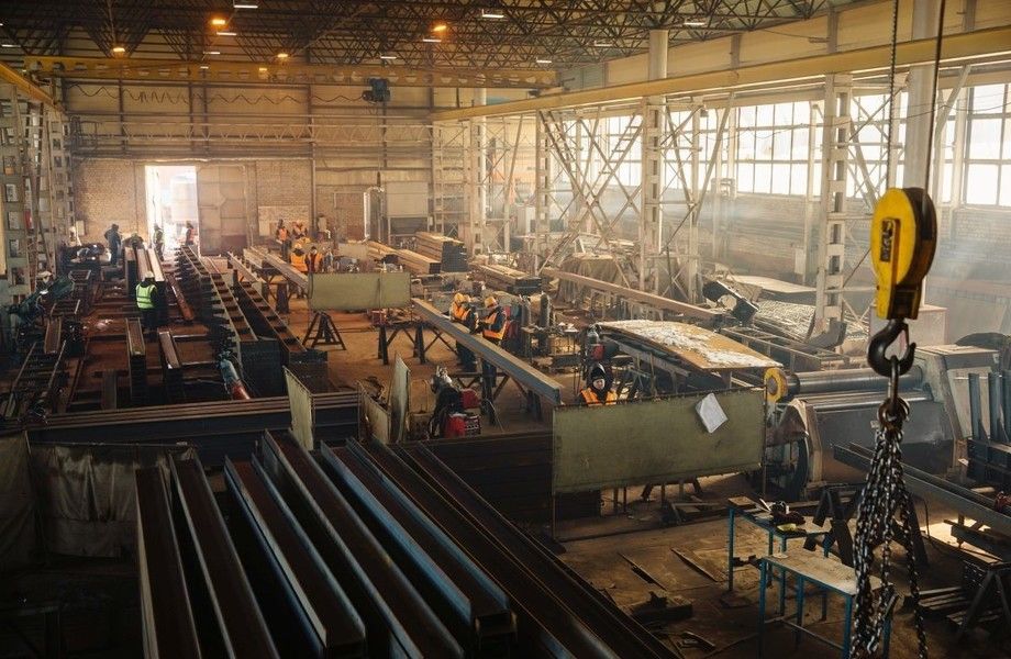 Строительная компания с собственным производством для агро