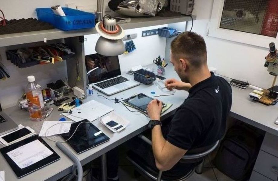 Сервис по ремонту телефонов 