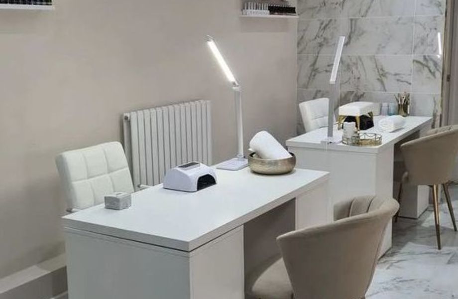 Фото 1 Салон красоты/ Низкая аренда/ Большая клиентская база