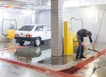 Фото Автомойка в паркинге с комнатой проживания персонала