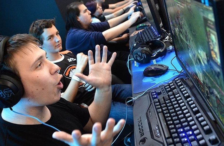 Фото 2 Киберспортивный клуб по известной франшизе