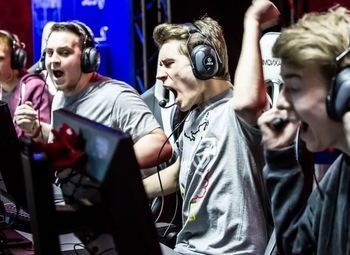 Киберспортивный клуб по известной франшизе