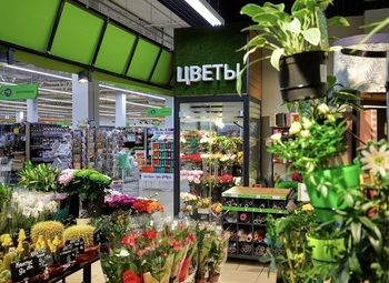 Фото Цветочный островок в ТЦ / высокий трафик / подтвержденная прибыль