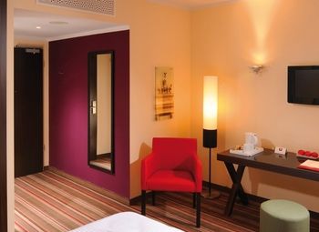 Фото 3 Гостевой дом на 6 номеров / Московский район