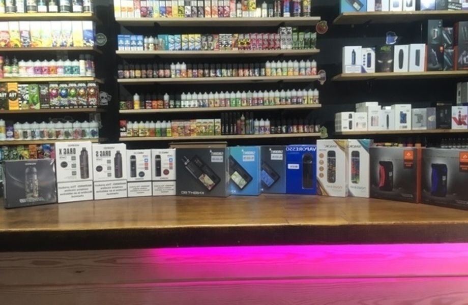 Фото 1 Vape-shop в проходном месте