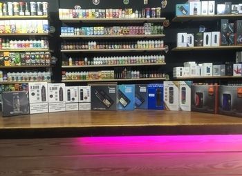 Фото Vape-shop в проходном месте