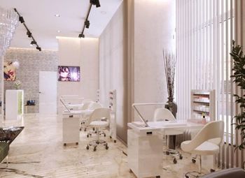 Салон красоты в крупном ТЦ / Огромный трафик