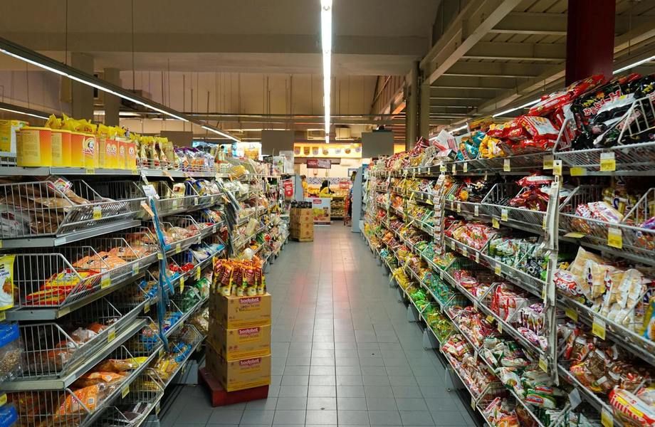 Фото 2 Продуктовый магазин с высокой прибылью и в проходном месте
