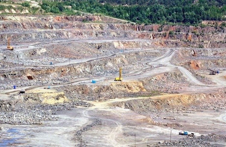 Фото 1 Гранитный карьер/Лицензии/ Налажена инфраструктура