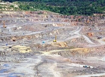 Фото Гранитный карьер/Лицензии/ Налажена инфраструктура