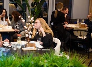 Кофейня в премиальном ЖК / Дизайнерский ремонт от известного бюро
