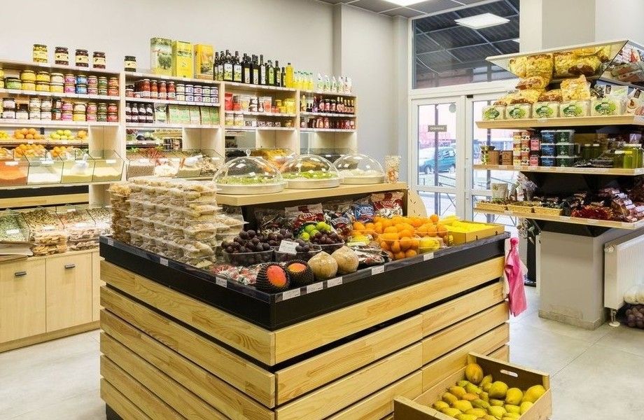 Фото 2 Продуктовый магазин / Центр города
