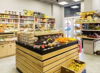 Фото 2 Продуктовый магазин / Центр города