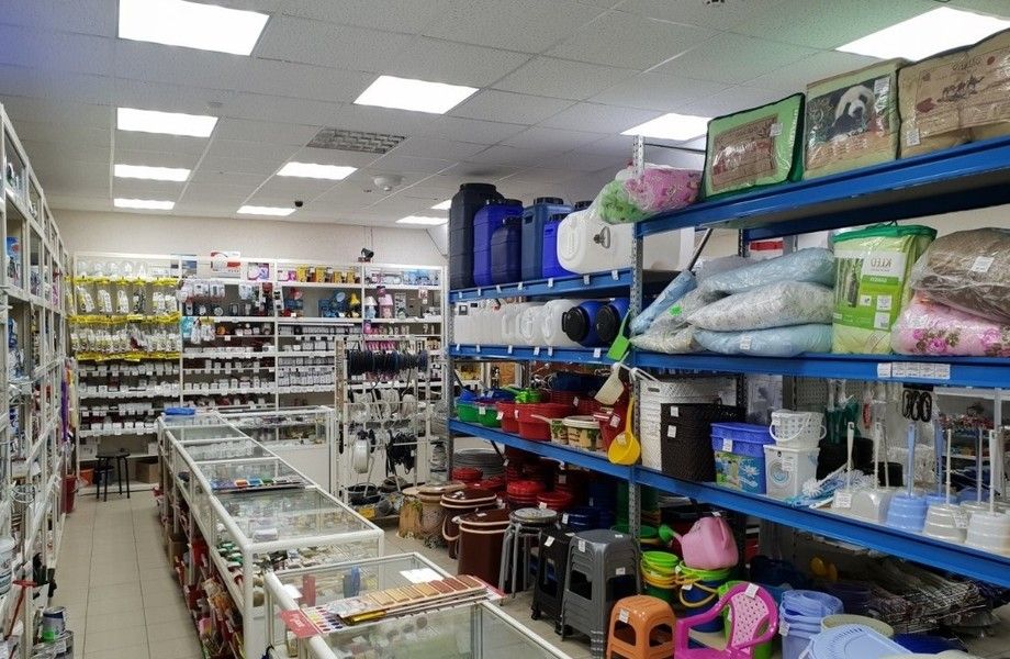 Фото 2 Строительный магазин в спальном районе города
