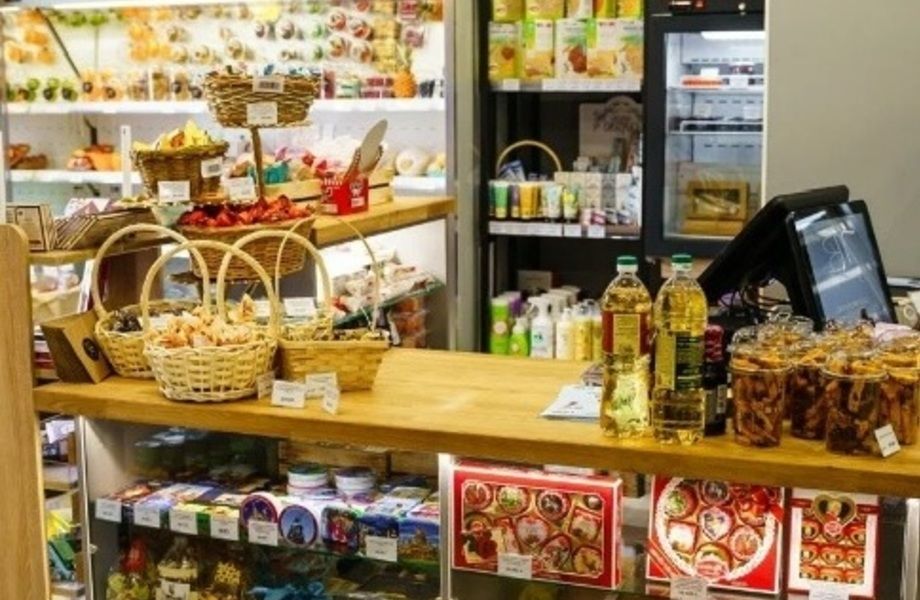 Премиальный продуктовый магазин в ЖК Бизнес класса