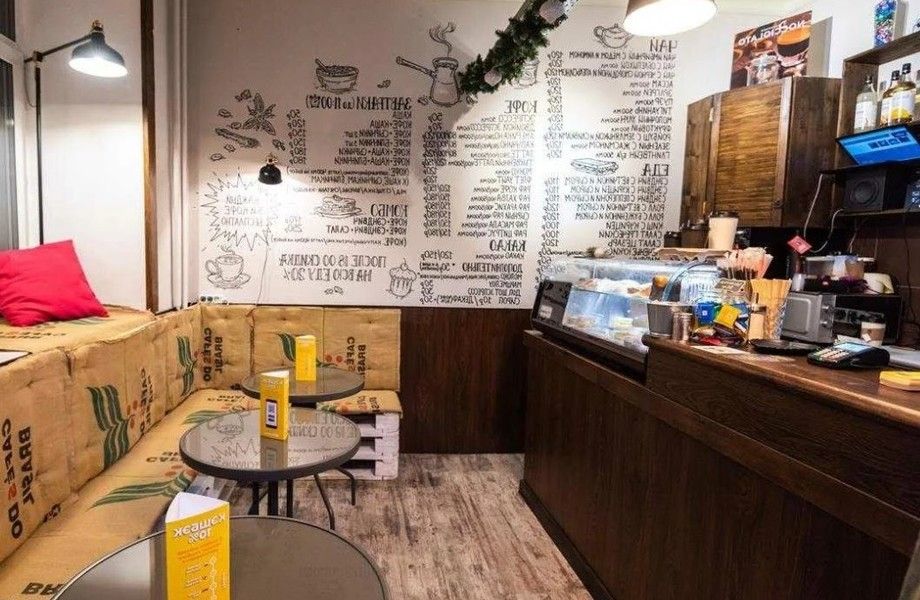 Фото 1 Кофейня в БЦ с действующим персоналом. Оборудование в собственности