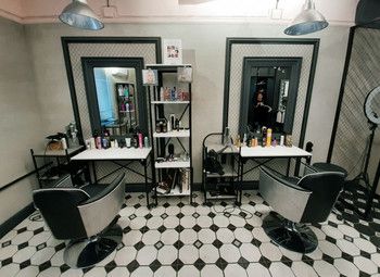 Фото Продаётся салон красоты с солярием
