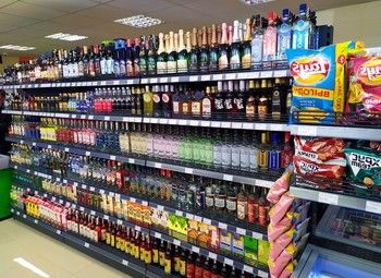 Фото 1 Круглосуточный продуктовый магазин / Сто метров от станции метро