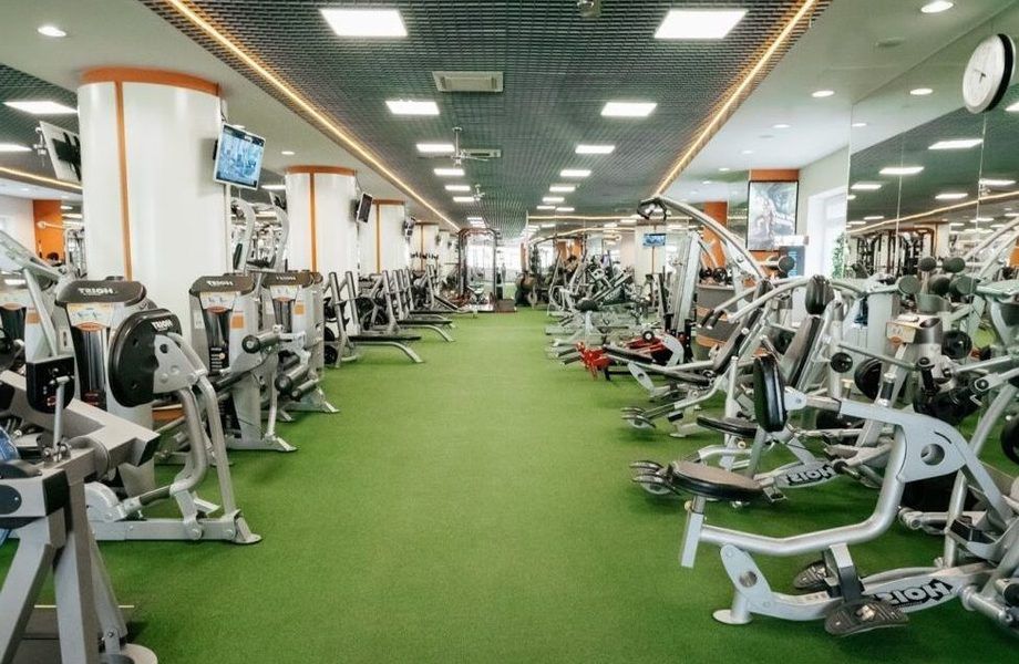 Фото 3 Фитнес клуб с бассейном / 2200 кв.м.