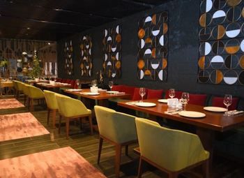 Ресторан 3в1 рядом с отелем/ г. Санкт-Петербург