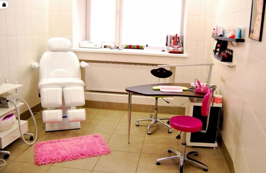 Фото 2 Прибыльный салон красоты в ТЦ