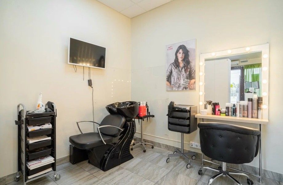 Фото 1 Прибыльный салон красоты в ТЦ