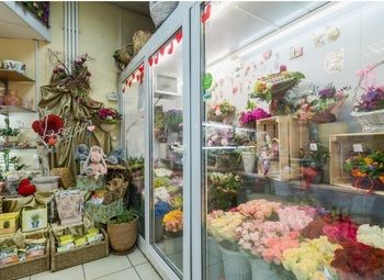 Фото Готовый цветочный бизнес В центре СПБ