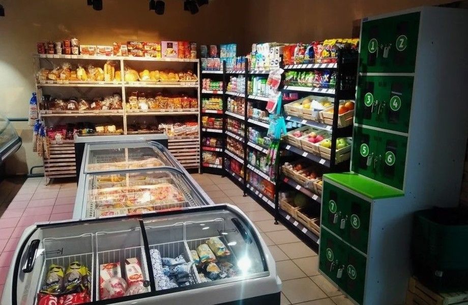 Продуктовый минимаркет в доме комфорт-класса