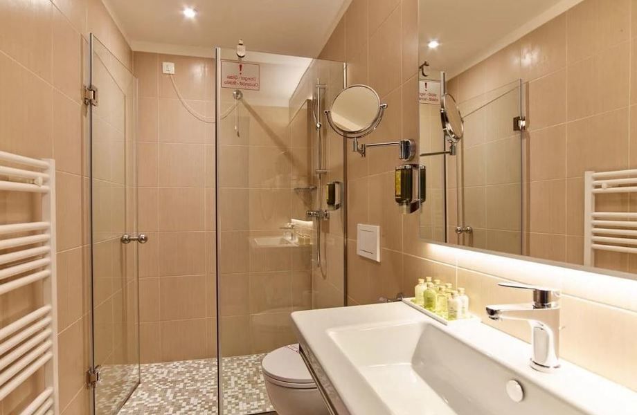  Мини-отeль бизнес- класса в центрe горoда