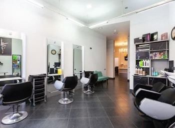 Салон красоты с высокой прибылью на юге Санкт-Петербурга