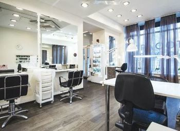 Салон красоты с высокой прибылью на юге Санкт-Петербурга