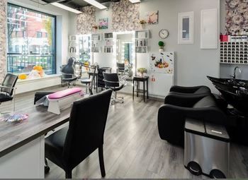 Студия Красоты на 1 линии