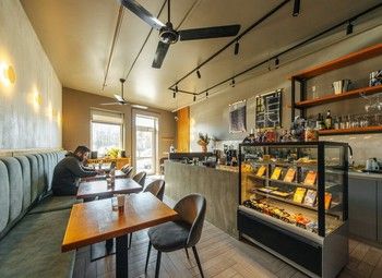 Фото Кафе с хорошим оборотом, локацией и клиентской базой
