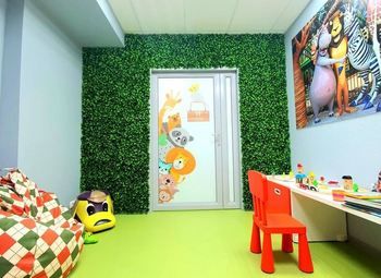 Стоматологическая клиника / 3 кабинета / Все лицензии / 50 м от метро