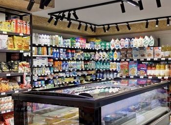 Фото Магазин Продукты известный Бренд