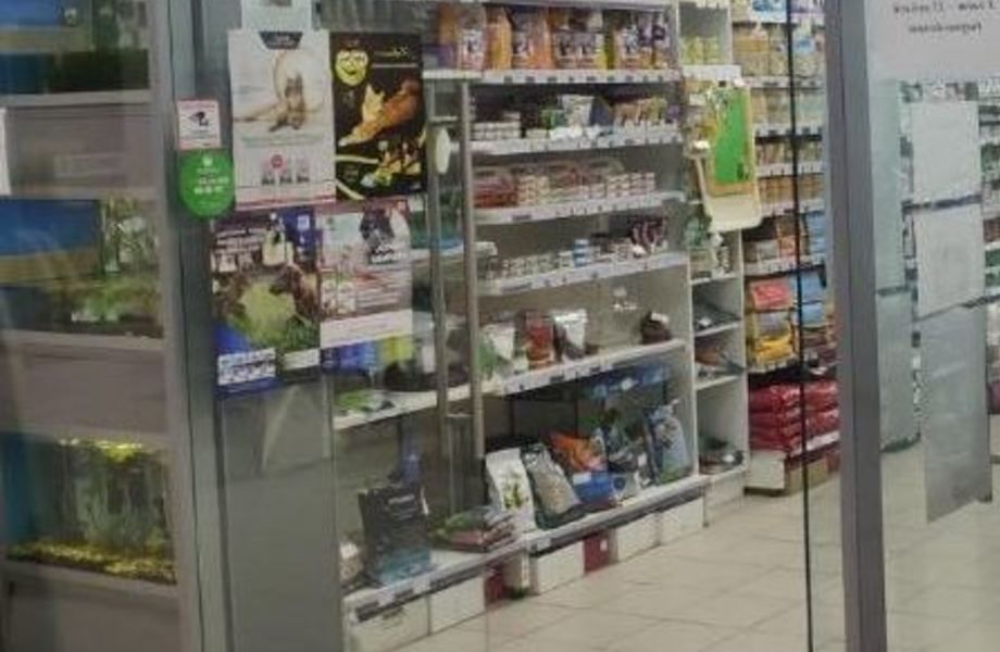 Зоомагазин в районном центре