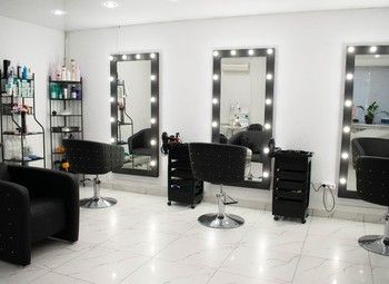 Фото 2 Салон красоты с мастерами и большой клиентской базой