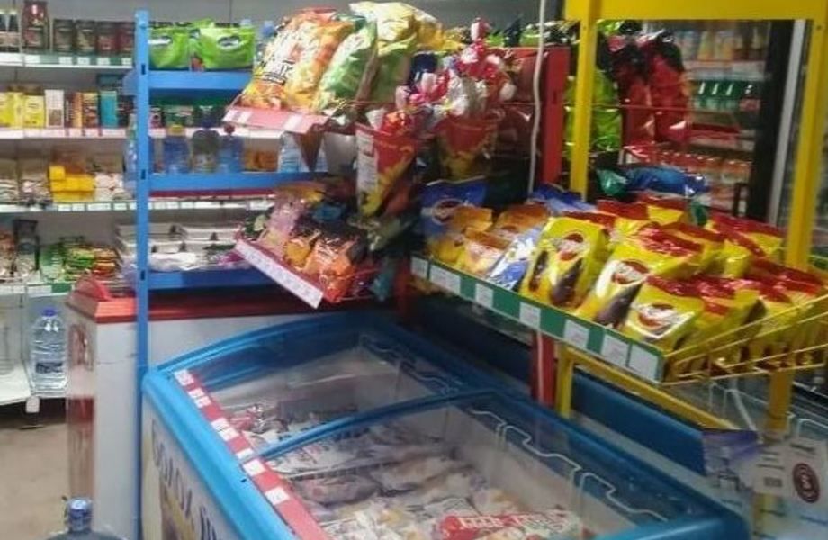 Продуктовый магазин / в Пушкине