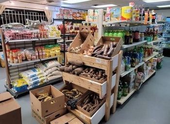 Фото Магазин продуктов/центр города