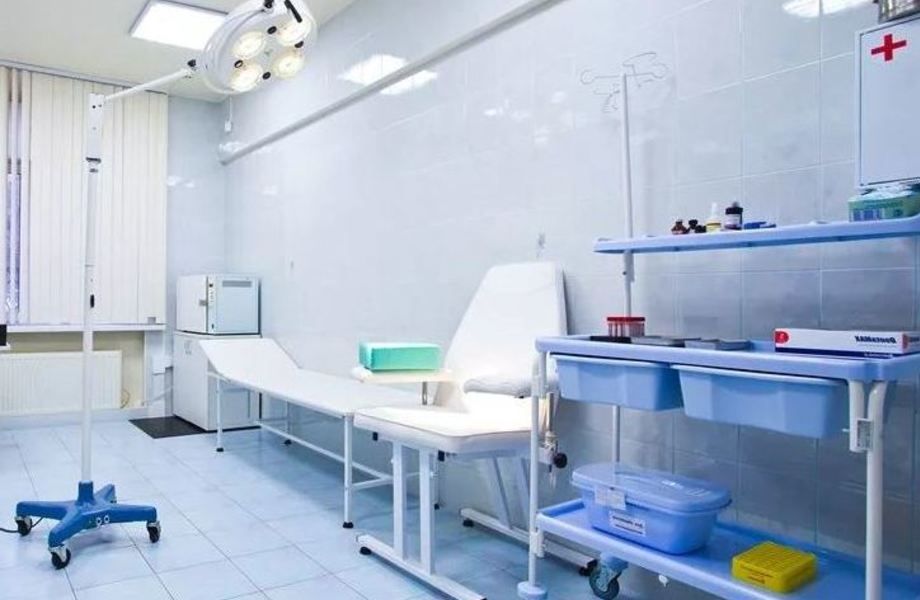 Медицинский центр с лабораторией в густонаселенном районе