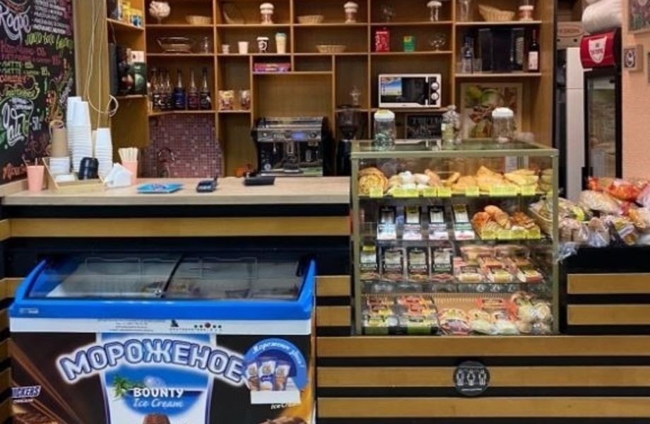 Шаверма с пекарней в густонаселенном районе