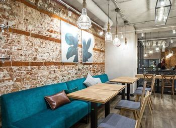 Шаверма с пекарней в густонаселенном районе