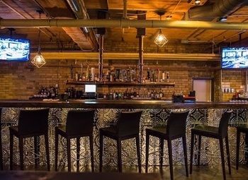 Бар-ресторан в центре с высоким трафиком