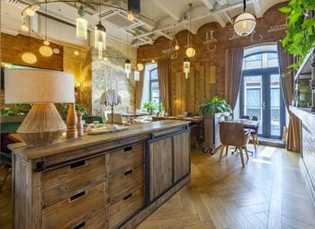 Кафе восточной кухни с мангалом