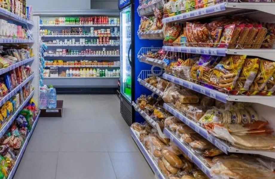 Продуктовый магазин в новом крупном ЖК 