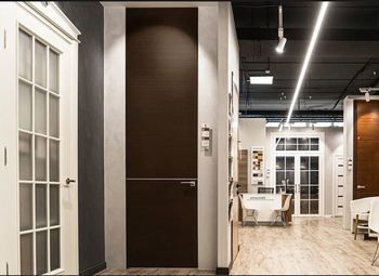 Салон дверей в ТРК / Стабильная прибыль