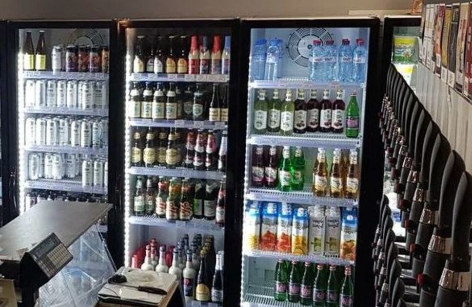 Пивной магазин в проходном месте/Разливное пиво