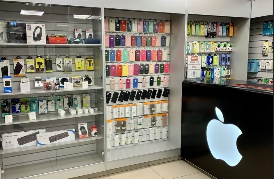 Магазин по продаже телефонов и аксессуаров на высоком траффике